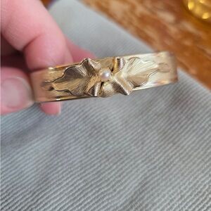 Vintage gold toned cuff bracelet